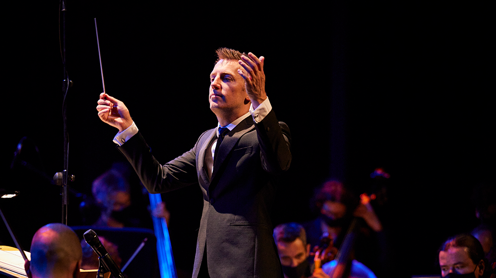 Conductor Nicholas Buc talks about the music in Harry Potter and the Order of the Phoenix
