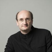 Andrew Manze