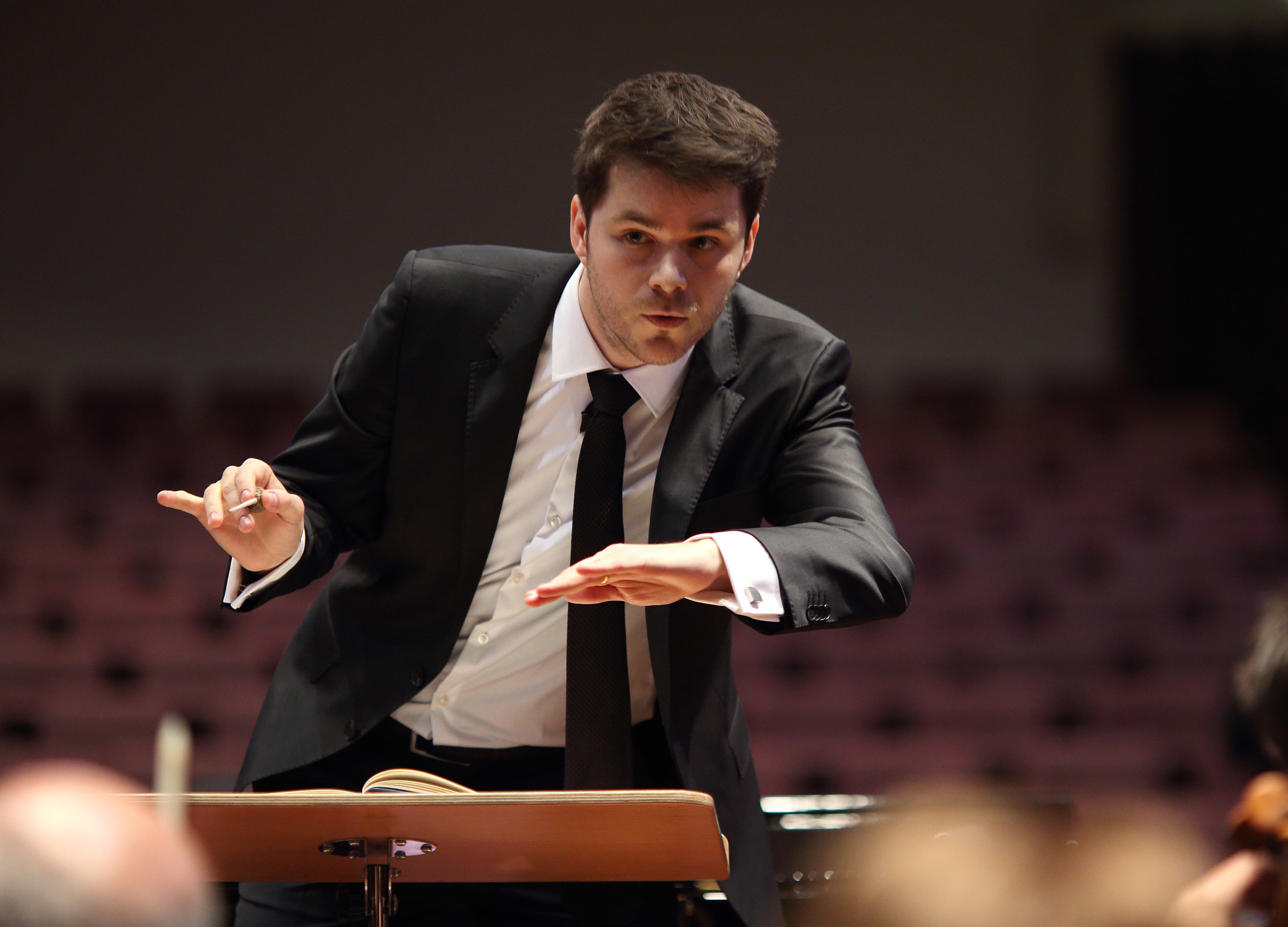 5 Minutes with ASO Principal Conductor Nicholas Carter